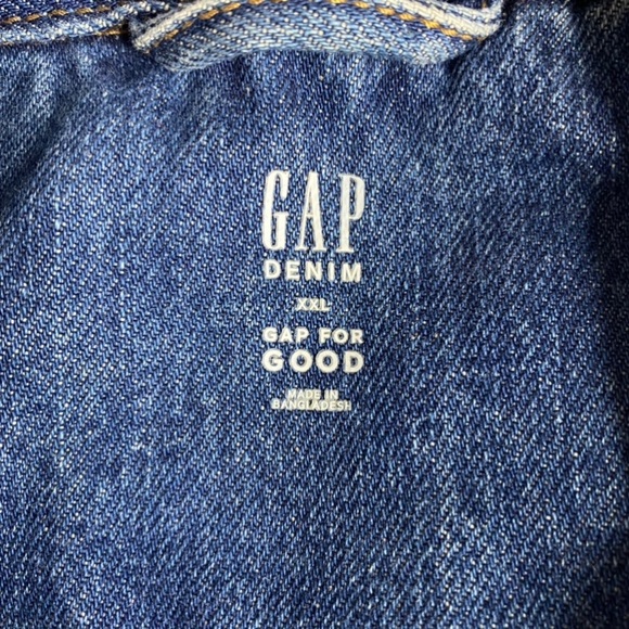 GAP Trucker Jean Jacket - Picture 6 of 7